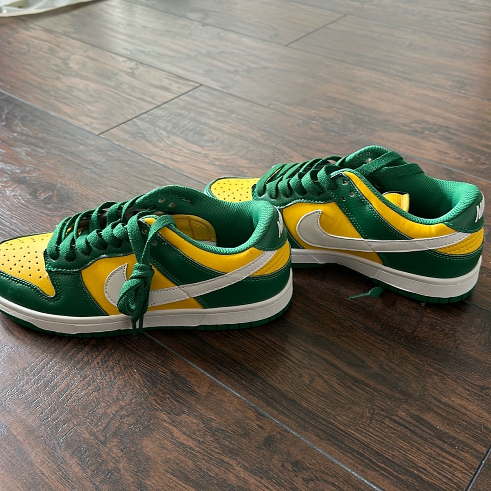 Nike jordans